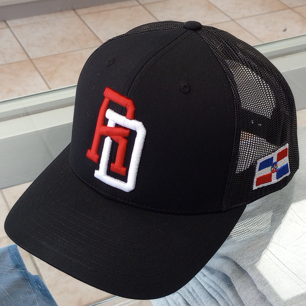 Dominican Republic SnapBack Mesh Royal Red Cap RD Peligro Sports