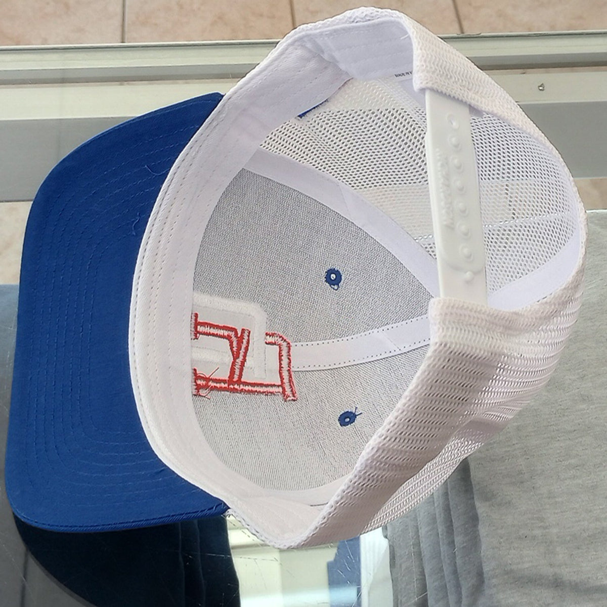 Dominican Republic SnapBack Mesh Royal Red Cap RD Peligro Sports