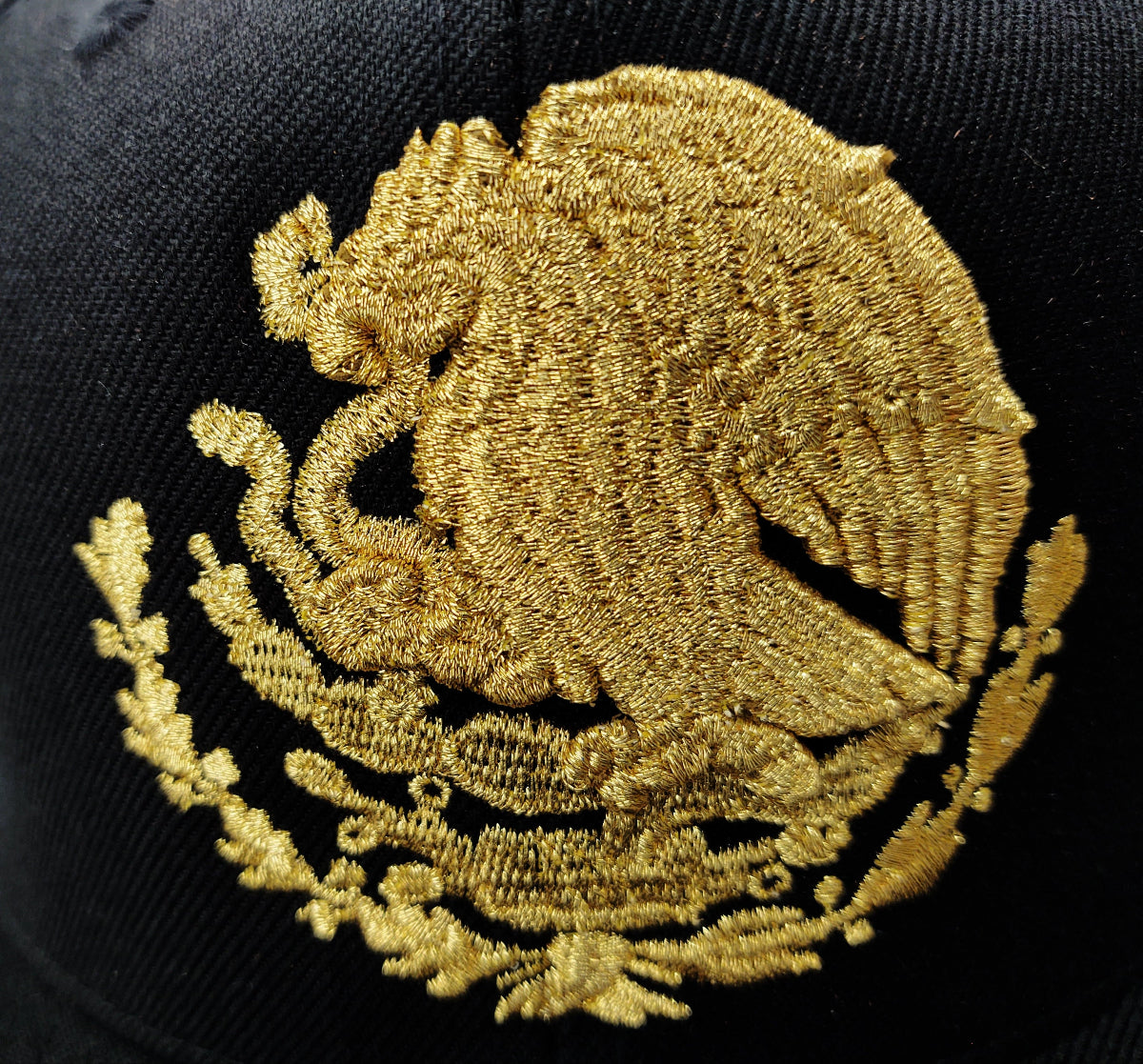 Embroidered Shield and flag SnapBack Mexico Black - Gold Hat Peligro Sports