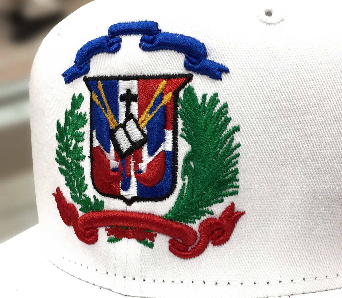 Escudo Republica Dominicana - Dominican Snapback White - Full Color Hat Peligro Sports