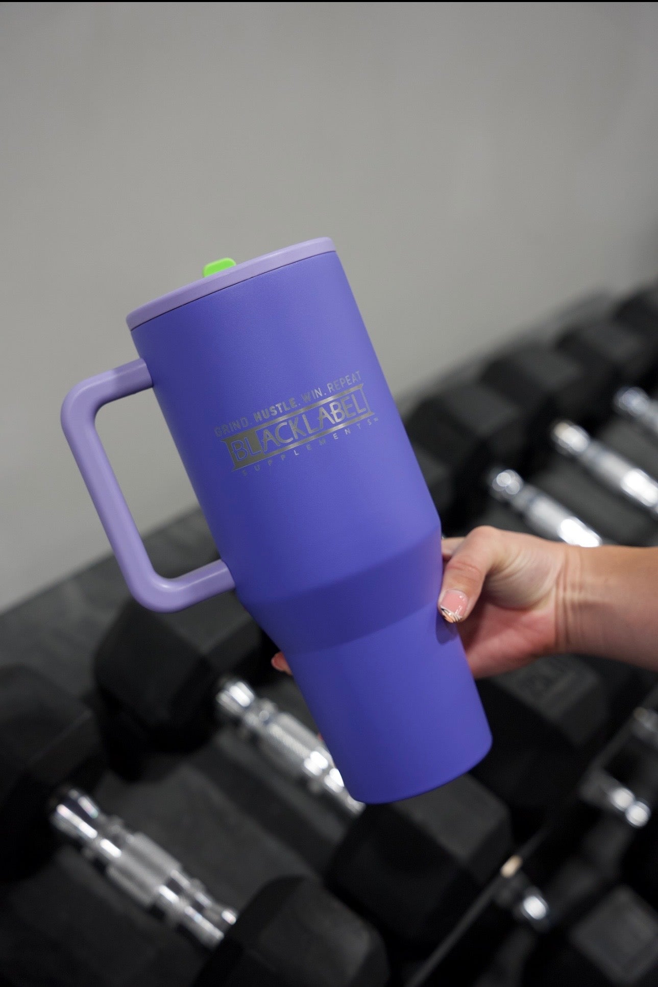 HYDROJUG 40 OZ. TRAVELER BLACKLABEL Supplements